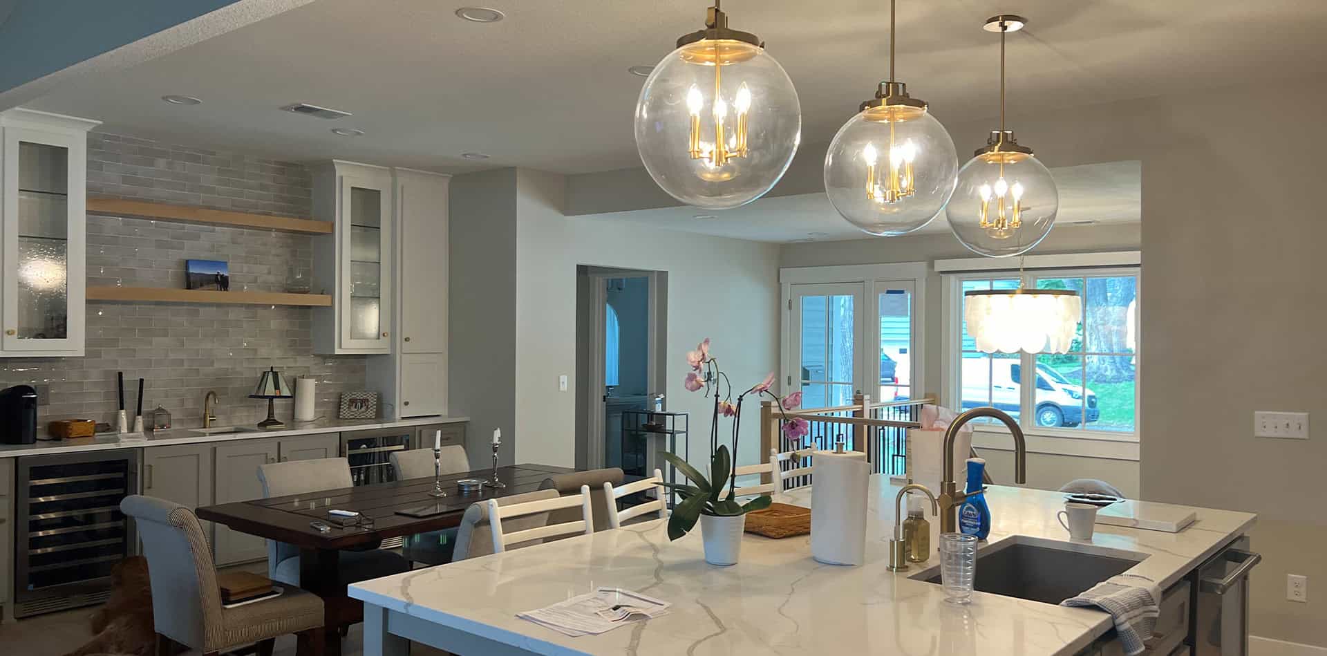 Modern Kitchen Pendant Lighting Marble Island Open Layout